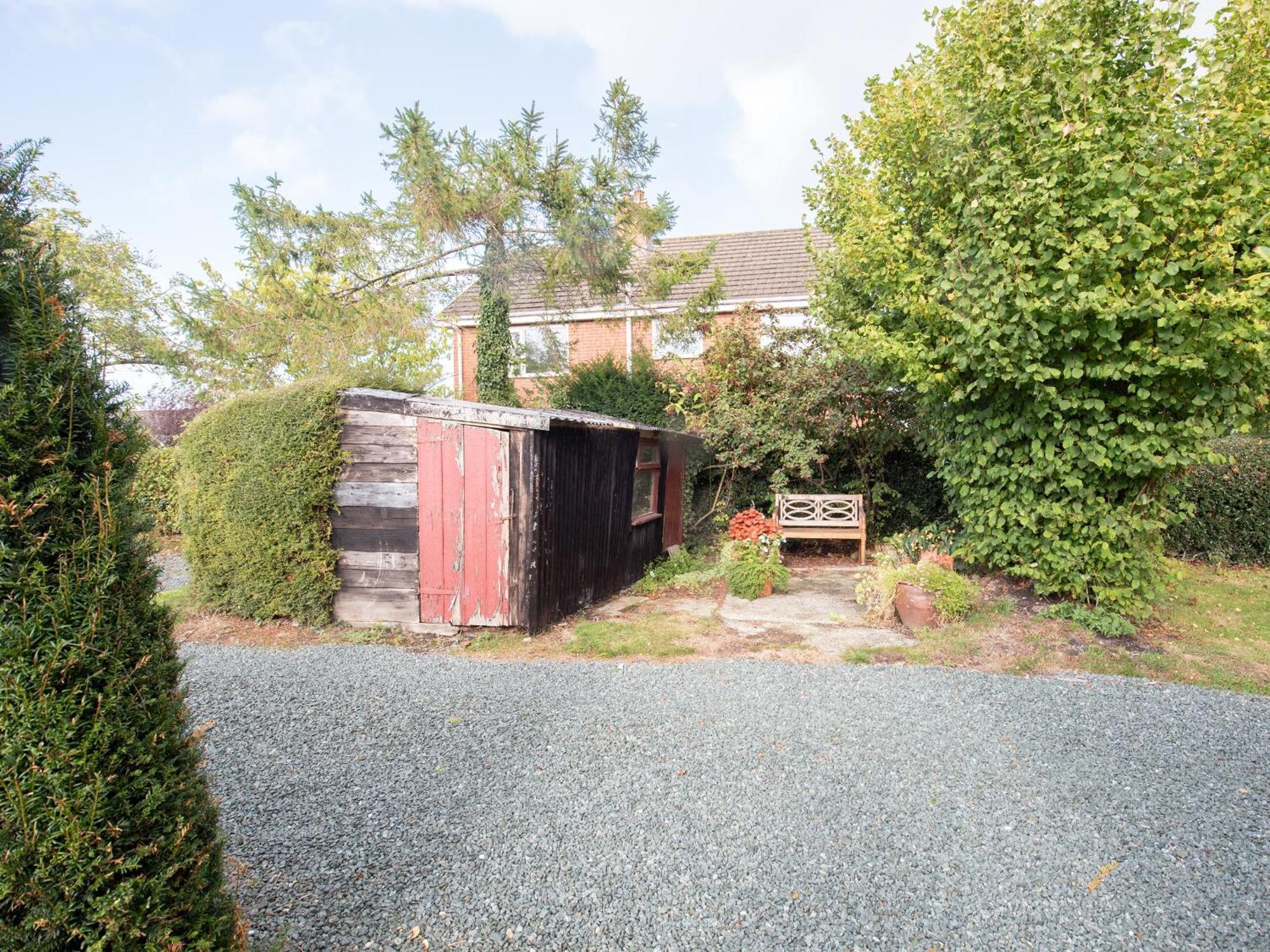 Top House Forden Exterior photo